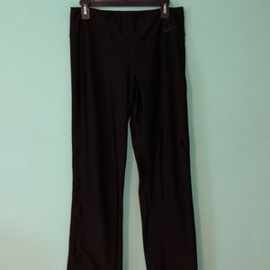 * ON HOLD * Nike yoga pants